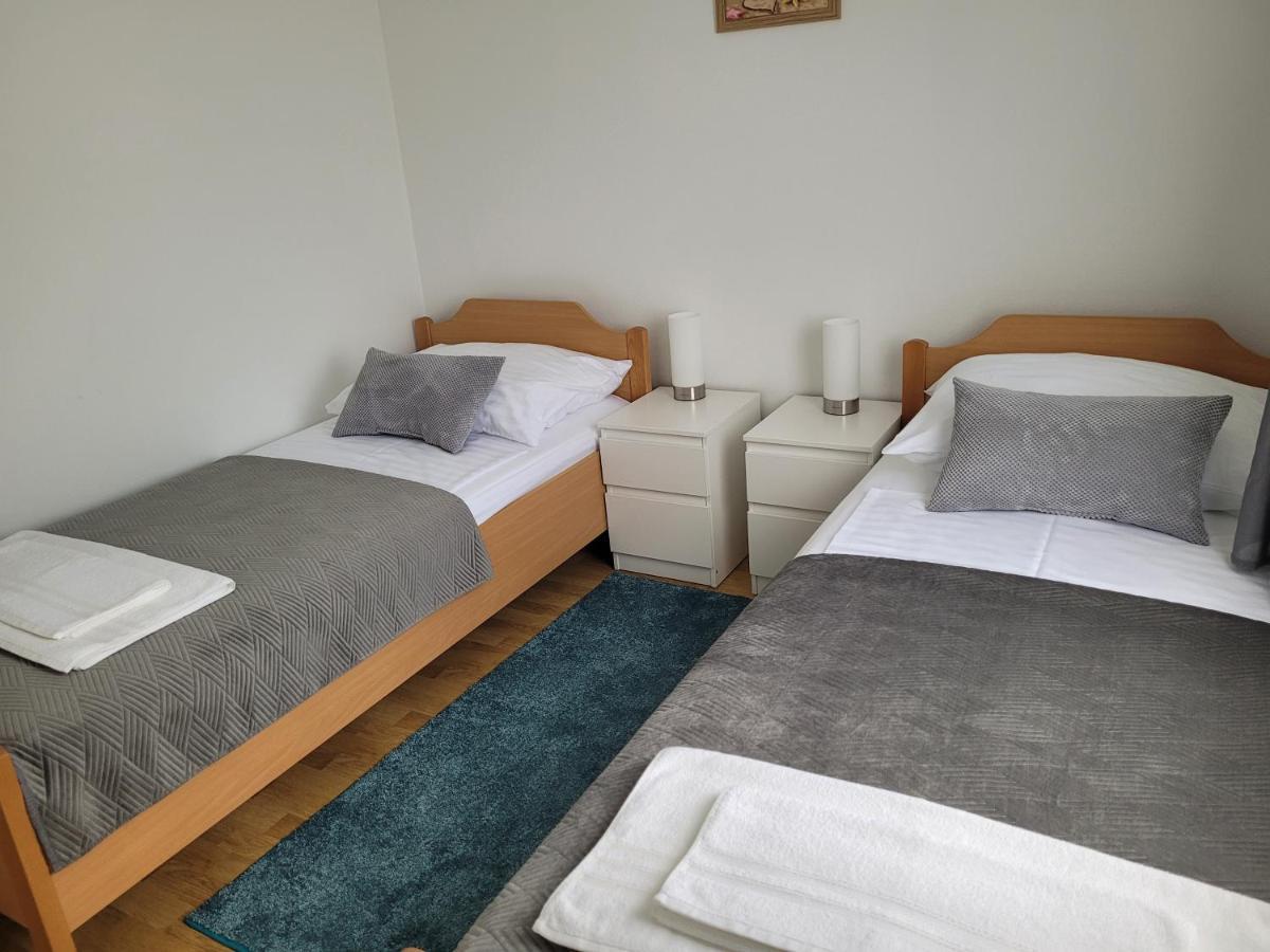 Lipa Mare Vir Apartment Bagian luar foto