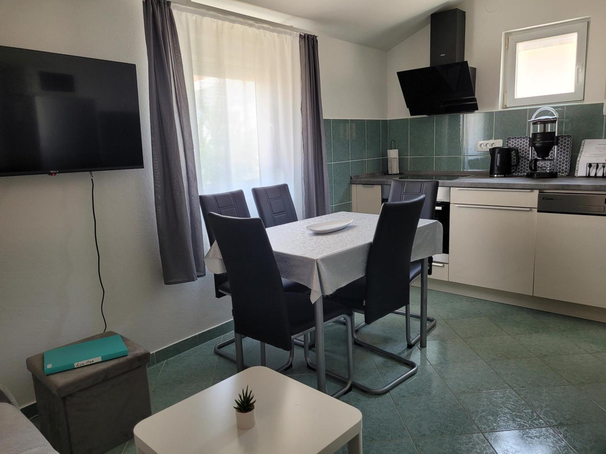 Lipa Mare Vir Apartment Bagian luar foto